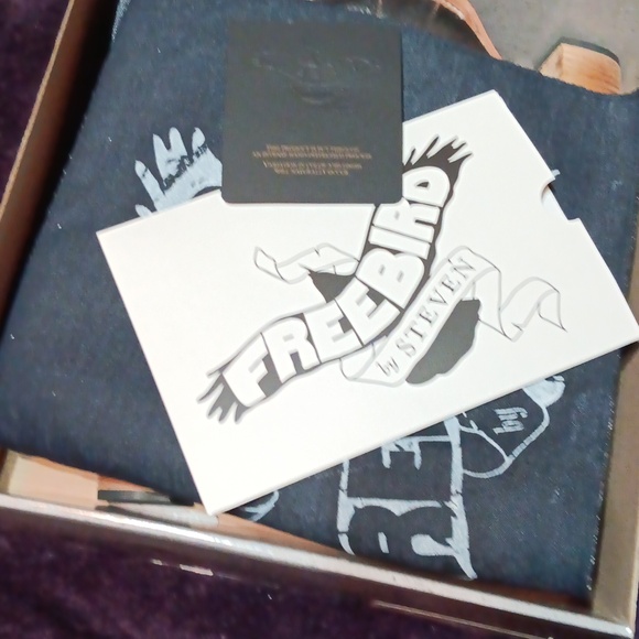 Freebird by Steven Braeden Black Multi - Picture 8 of 9